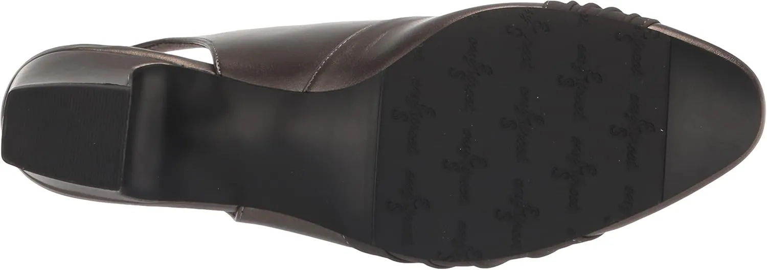 Easy Street Women's Bates Pump